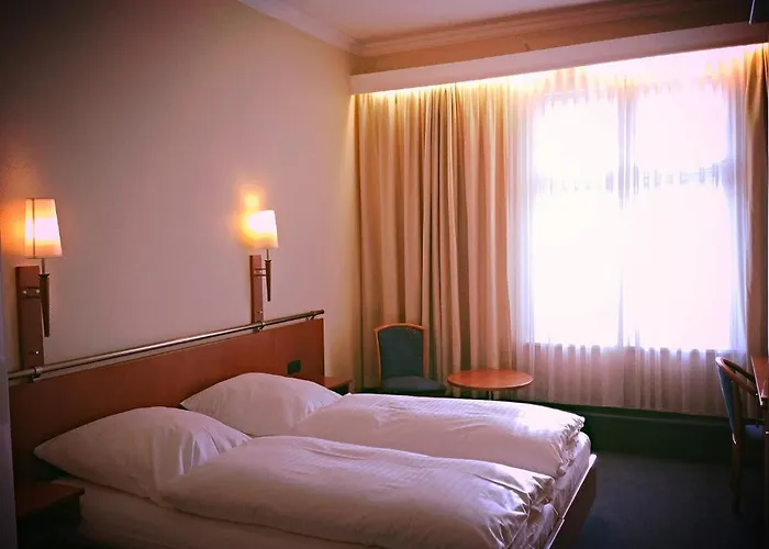 Kurfuerst Am Kurfuerstendamm Berlin